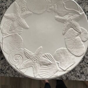 White Ceramic Seashell & Starfish Decorative Dinnerware